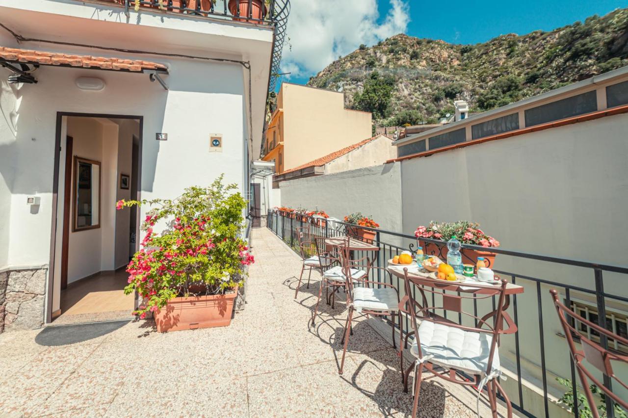 B&B Floridia Taormina Exterior photo